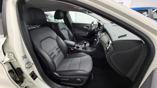 Miniatura de Mercedes GLA - Foto 7