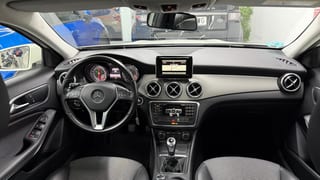 Miniatura de Mercedes GLA - Foto 5