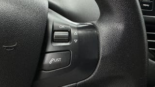 Miniatura de Peugeot 208 - Foto 16