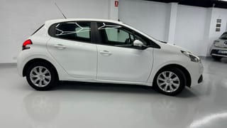 Miniatura de Peugeot 208 - Foto 5